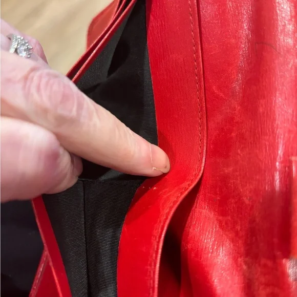 VINTAGE Louis Vuitton Vibrant Red Epi Leather Wallet - Picture 8 of 11